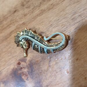 Seahorse Pin